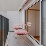 Appartement Bright & Loft By Lovelystay *